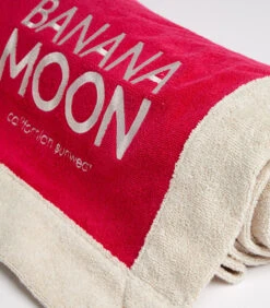 Banana Moon Lanza Towely Fuchsia Strandlaken